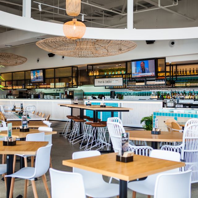 Beach House Bar & Grill Loganholme Updated 2024, Australian