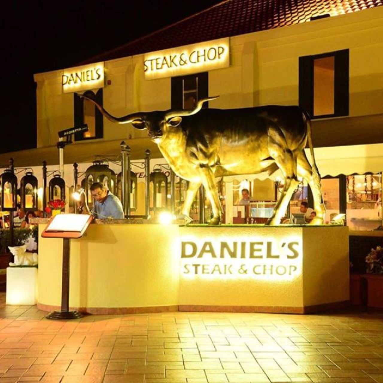 Daniels Steak and Chop - Updated 2024, American Restaurant in Noord, Aruba