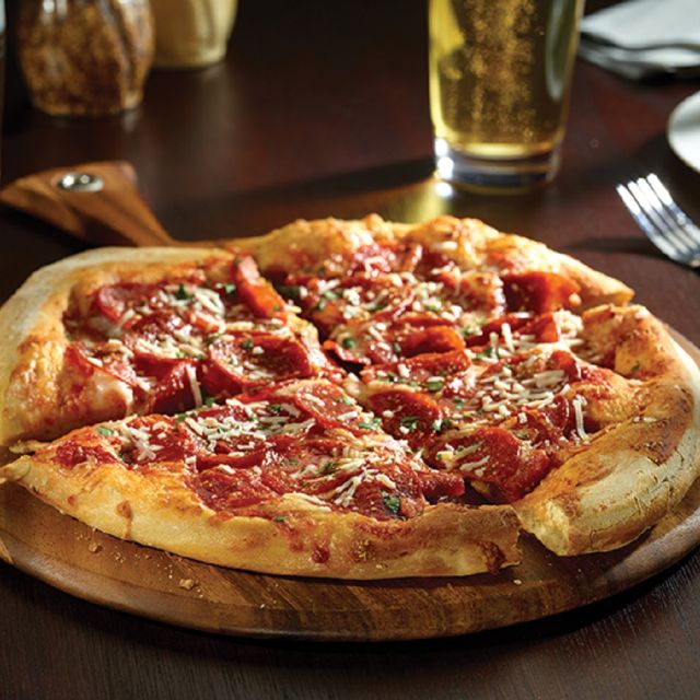 Old Chicago Pizza & Taproom Salina Actualizado en 2024, restaurante