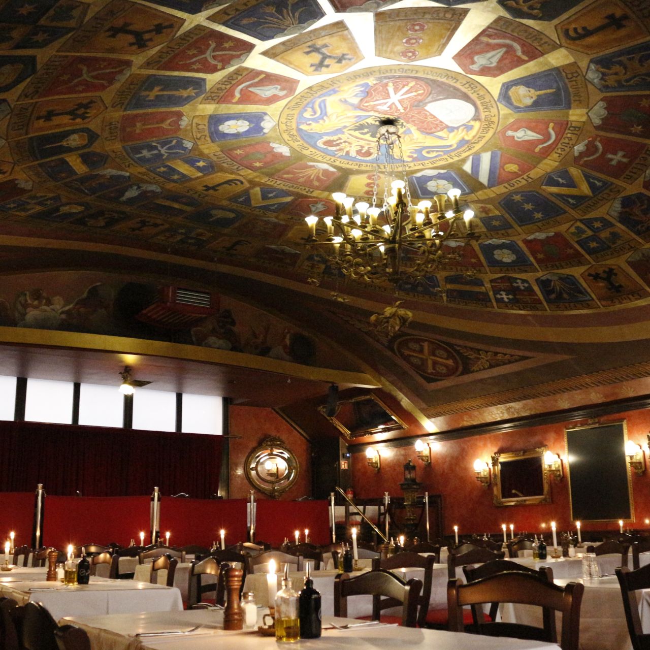 12 Apostoli Mitte - Top Rated Restaurant in Berlin, BE | OpenTable