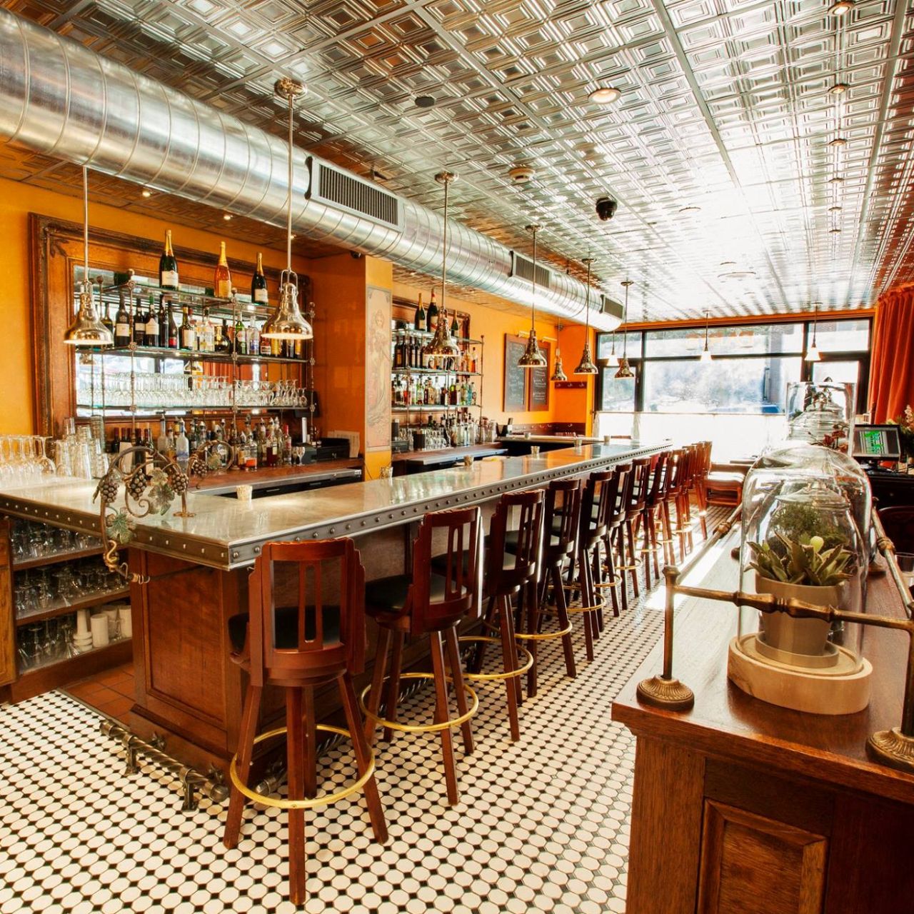 Paris Bistro - Dining Room - Chestnut Hill Restaurant