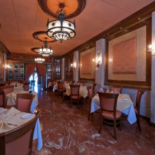 La Famiglia Ristorante