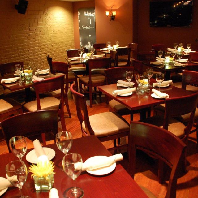 Ben S Next Door Restaurant Washington Dc Opentable