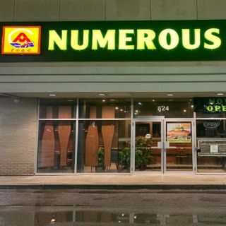 Numerous Sushi