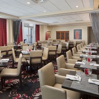 Reflect social dining + lounge