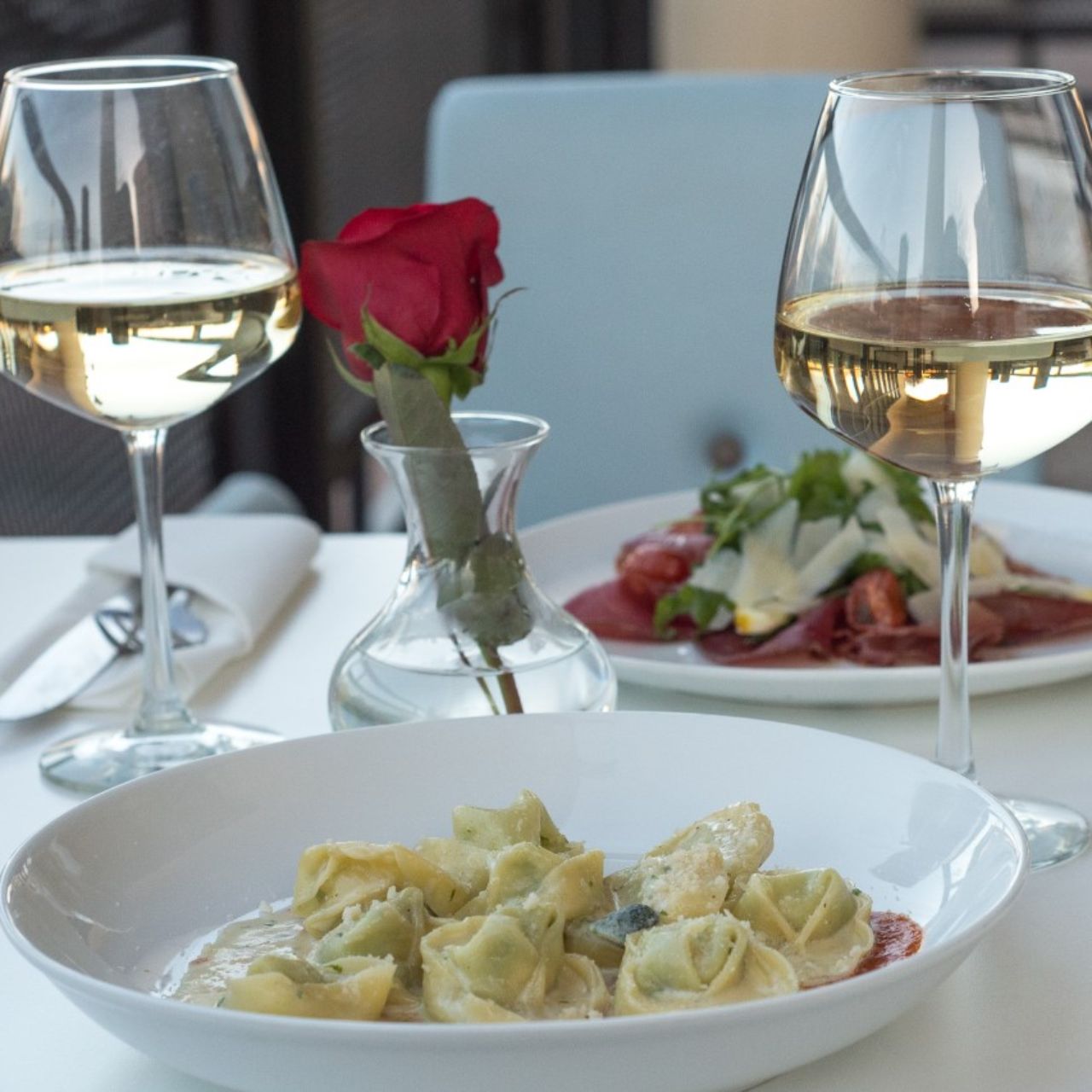 Carrara Italian Eatery Restaurant - Moorpar, CA | OpenTable