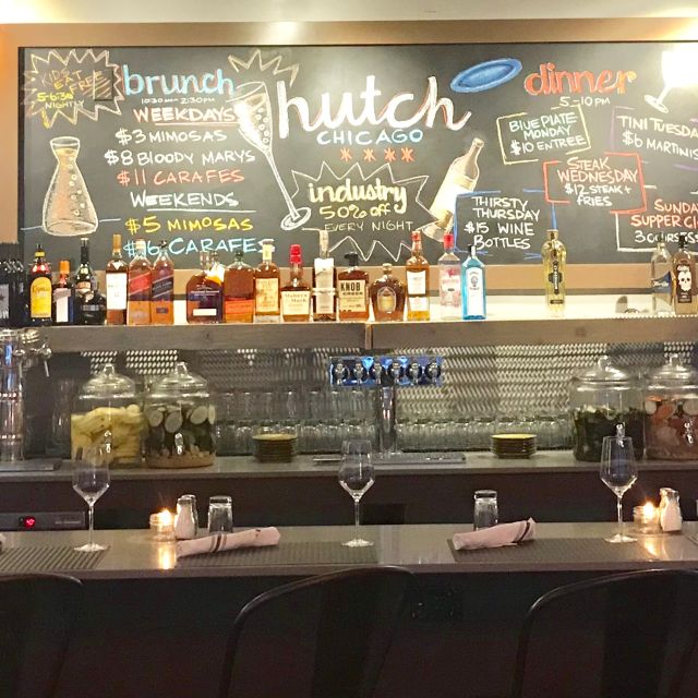Hutch American Kitchen + Bar Andersonville Restaurant Chicago, IL