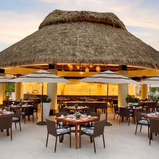 Mozzamare Casual Beach Gourmet