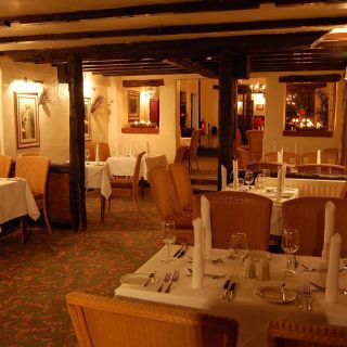 Courtyard Restaurant at Marston Farm Hotel