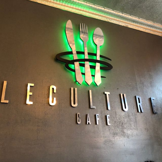 le café v
