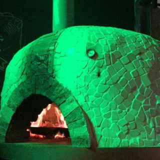 Sabassa Pizzería Rústica Grill & Bar