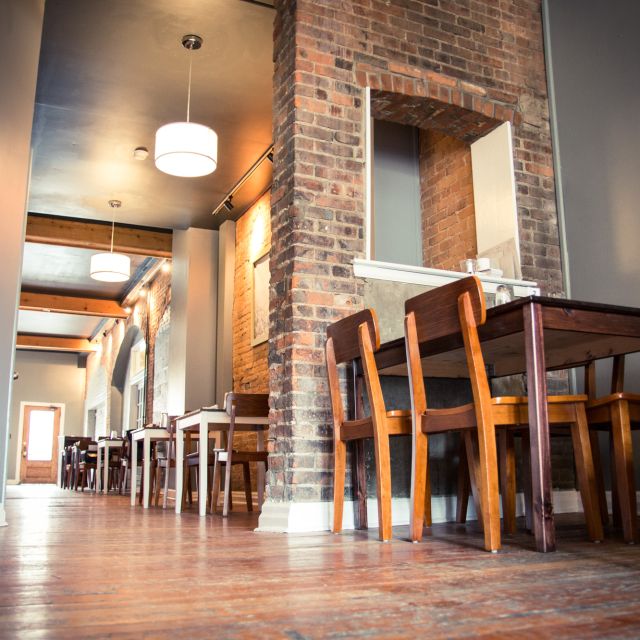 Ollie Food and Spirits Updated 2024, Contemporary American Restaurant