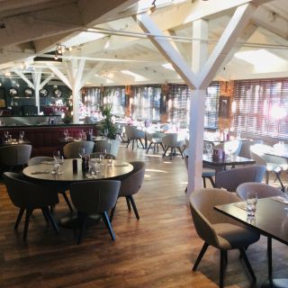 Village Grill - Village Hotel Manchester Hyde
