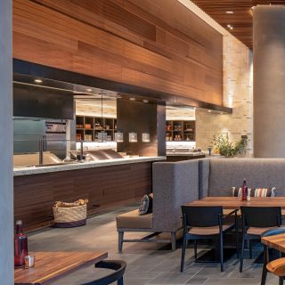 39 Restaurants Near Hilton Garden Inn Seattle Downtown Wa Opentable