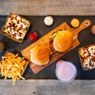 Stockman’s burgers beers desserts