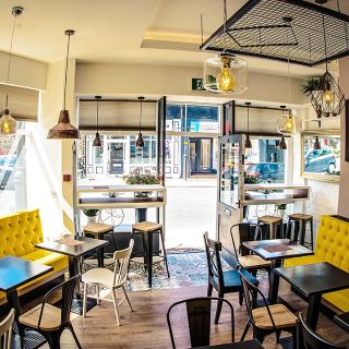 Daniel's Cafe & Bistro