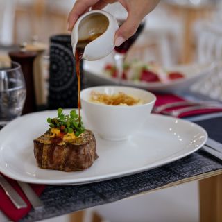 Stones Bar & Grill - The Ruby Apartments