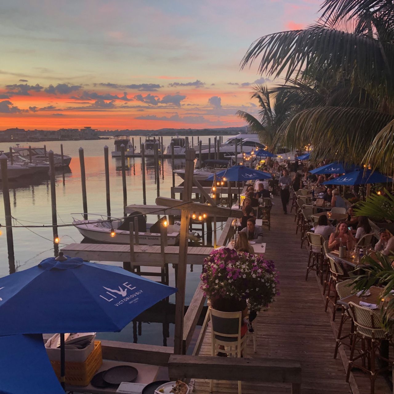 Beach Tavern Bar and Grill