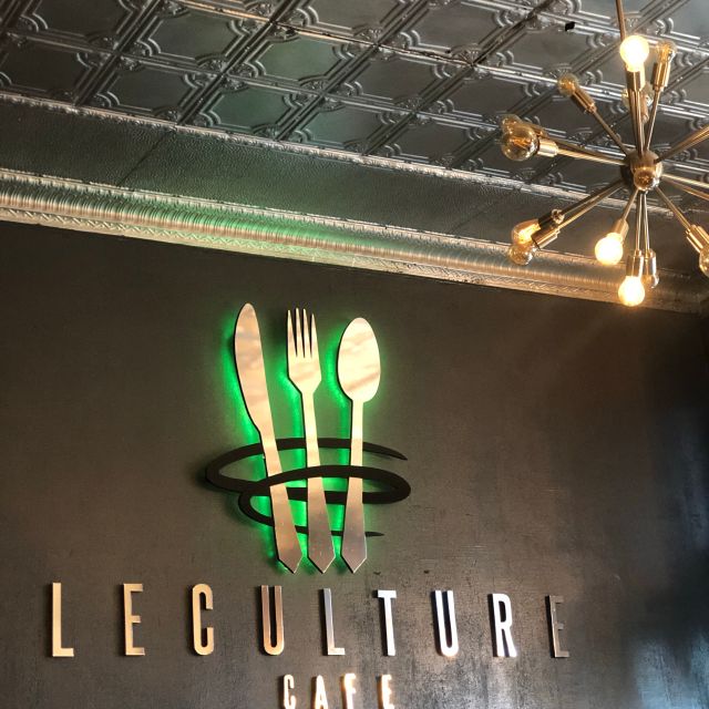 le café v