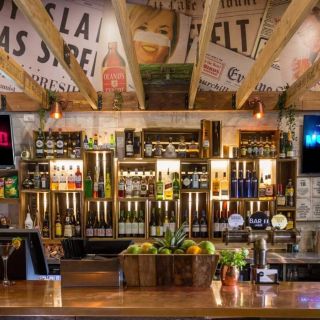 Bar 11 Southport