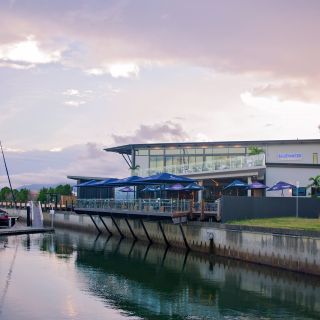 Bluewater Bar & Grill