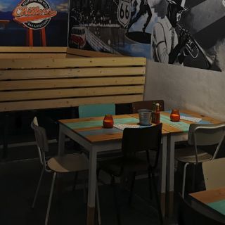 Chillers Bar & Restaurant