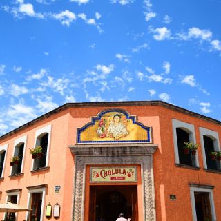 Fonda Cholula