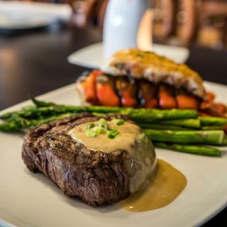 Diamonds Steak & Seafood - Royal Oak
