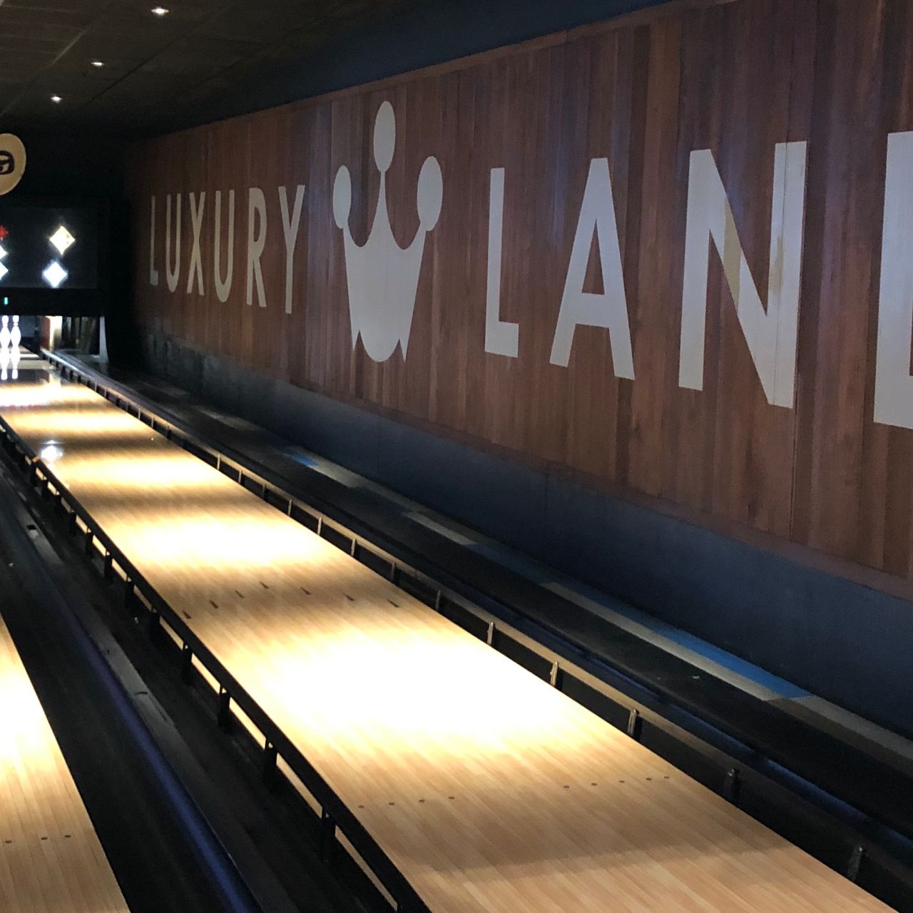 Splitsville Dining Room Restaurant Anaheim Ca Opentable