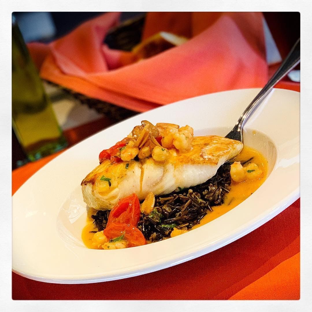 Salmone Alla Capricciosa - Plated Lunch - Taverna - Italian Restaurant