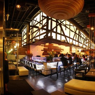 Full Moon Sushi Kitchen Bar and Lounge