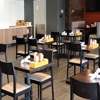 Burger Theory - Holiday Inn Edmonton South