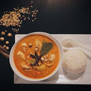 Khao Thai & Sushi