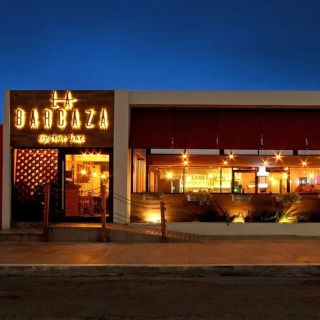 La Barcaza Oyster Bar