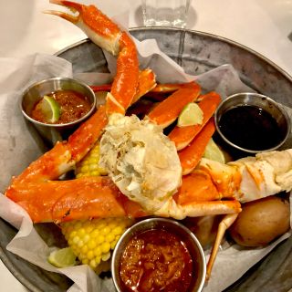 The Holy Crab Restaurant Vancouver Bc Opentable