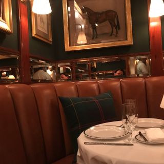 A Ralph Lauren Restaurant, the Polo Bar, Comes to New York - The New York  Times