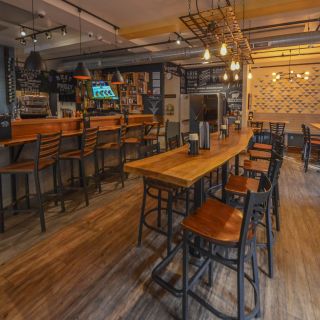 The 320 Market Cafe