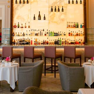 The Palm Court | La Cour des Palmiers