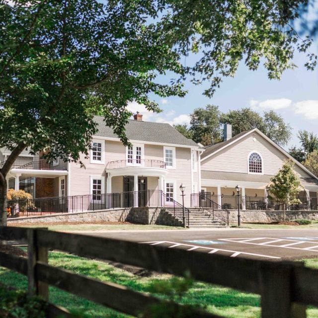 The Manor At Silo Falls Restaurant Brookeville Md Opentable