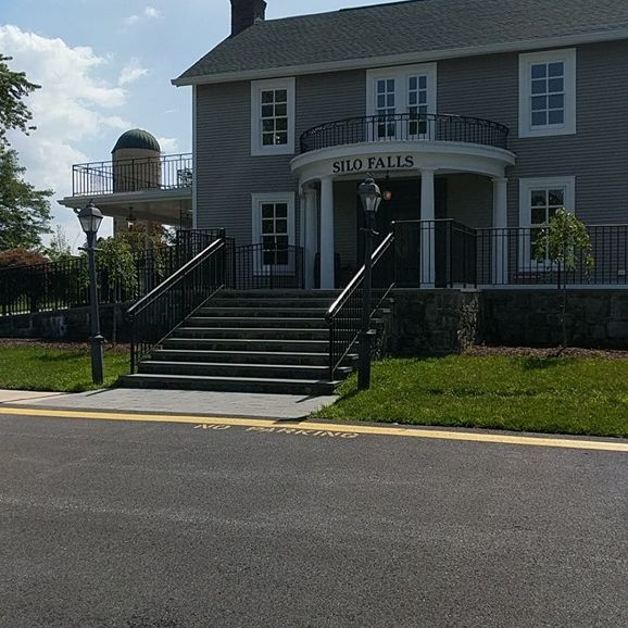 The Manor At Silo Falls Restaurant Brookeville Md Opentable