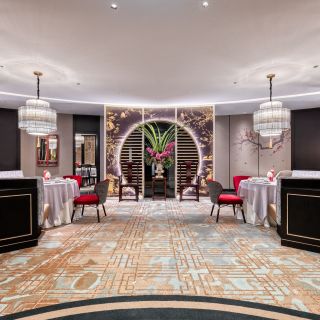 The Silk Road -The Athenee Hotel, a Luxury Collection Hotel Bangkok