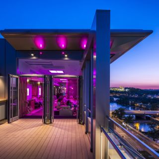 Cloud 9 Sky Bar & Lounge