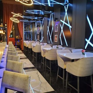 Kramer's at the Cosmo