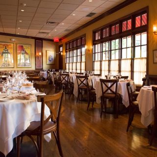 Lusardi's Larchmont