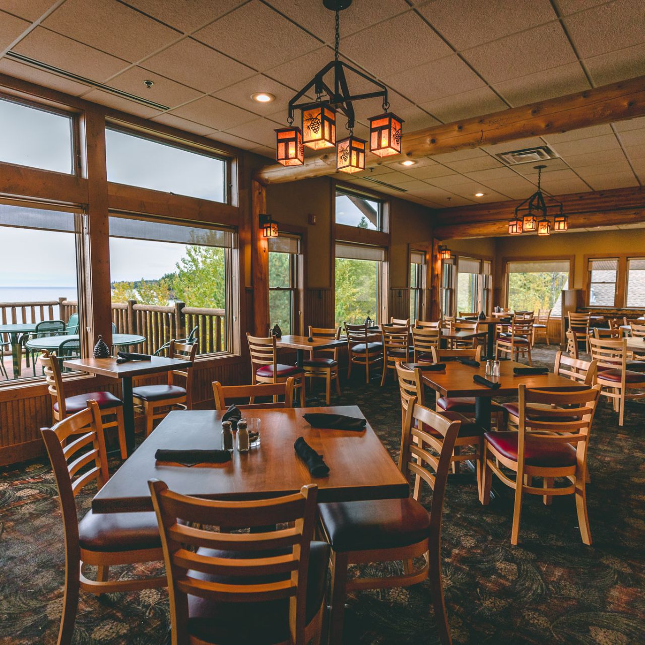 Machtig Defilé opwinding Grand Superior Grill Restaurant - Two Harbors, MN | OpenTable