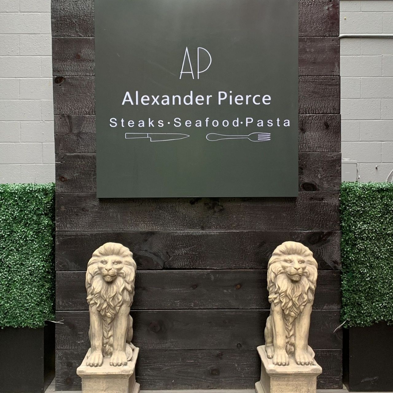 Alexander pierce discount canton