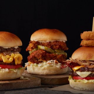 Kelsey's Original Roadhouse - Brampton Financial Drive