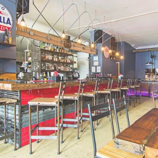 La Macchina Cafe