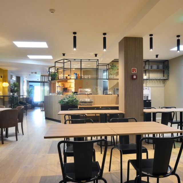 Spot Luggage & Lounge Restaurant Porto, Porto OpenTable