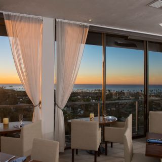 Cusp Dining & Drinks